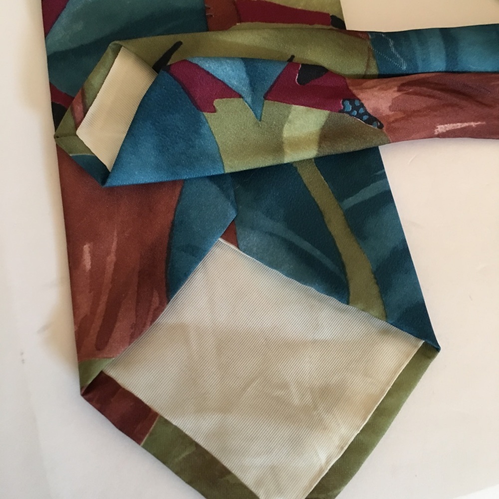 Italian 💯 silk - Picture 4 of 6